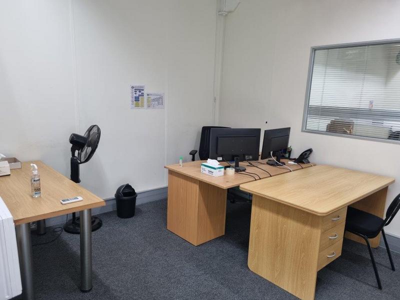 To Let Commercial Property for Rent in Mowbray Western Cape